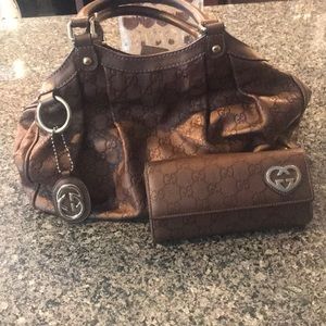 Gucci hobo + matching Gucci wallet